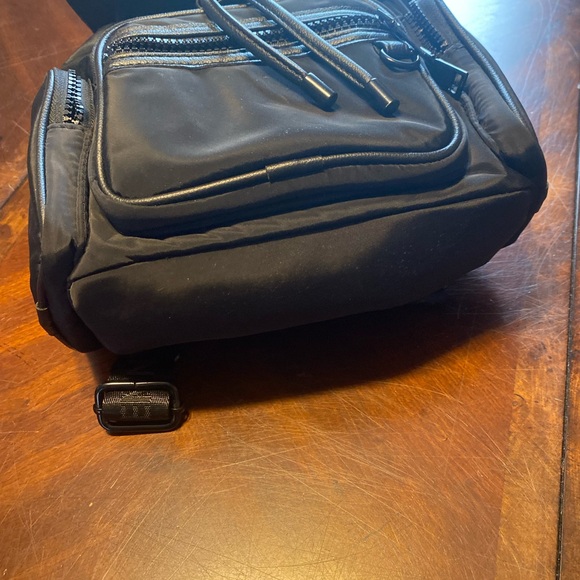 Madden NYC Black Men's Backpack - Picture 3 of 5